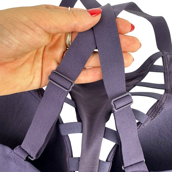 Victoria Sport 34D Purple Incredible Lightweight Criss Cross Back Sports Bra - Picture 4 of 9